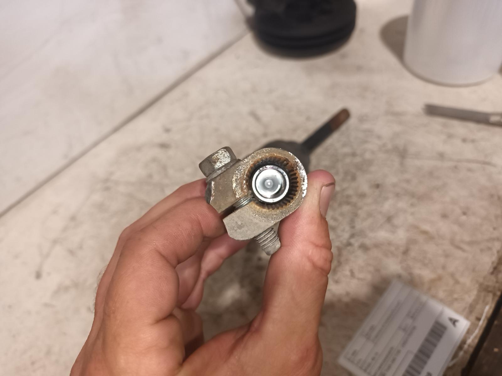 View Auto part Steering Intermediate Shaft Nissan Navara 2017