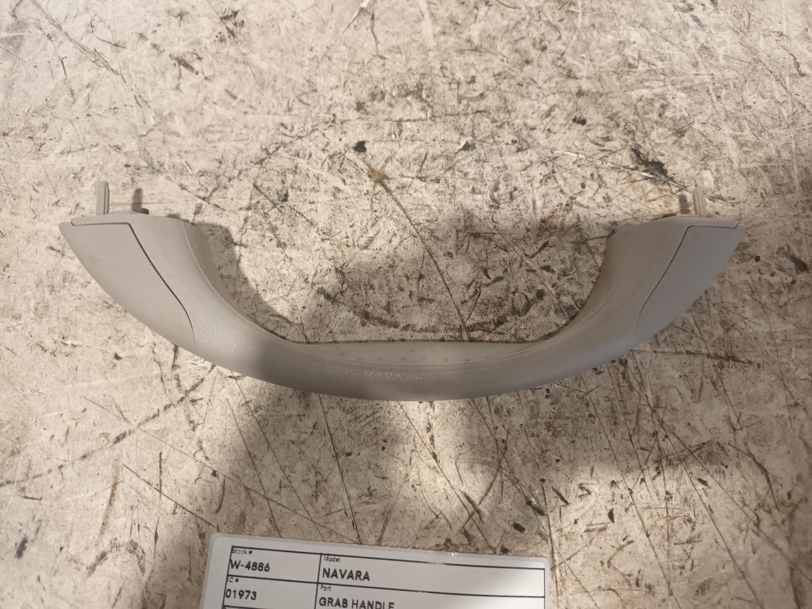 View Auto part Grab Handle Nissan Navara 2017