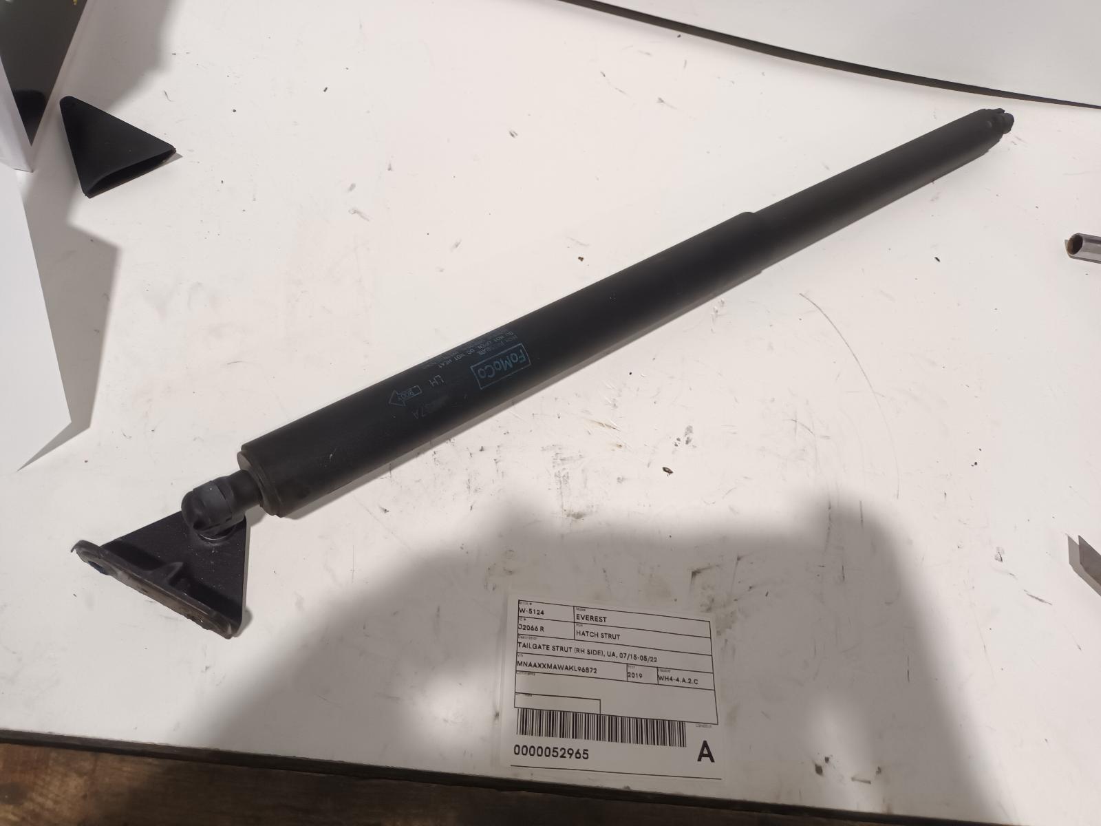View Auto part Hatch Strut Ford Everest 2019