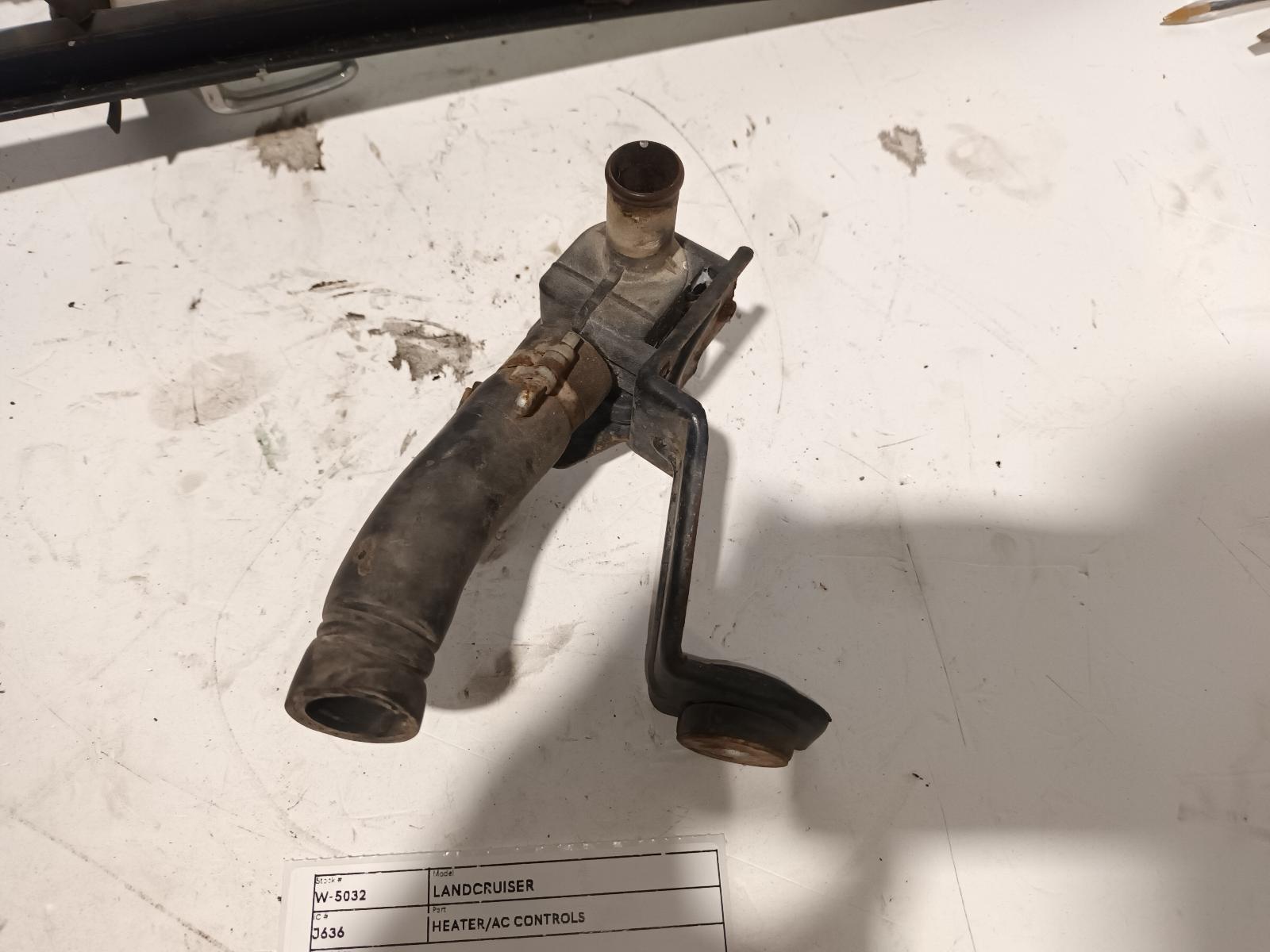 View Auto part Heater/Ac Controls Toyota Landcruiser 1992