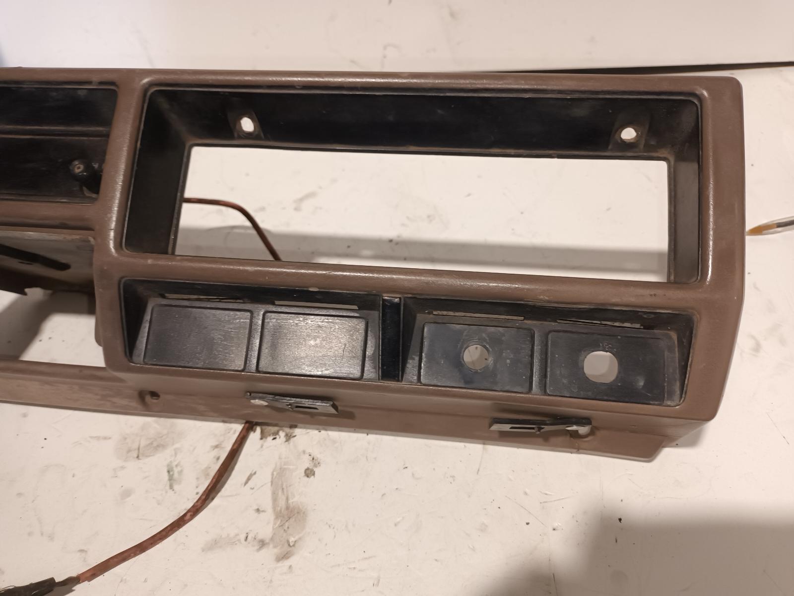 View Auto part Trim Panel Toyota Landcruiser 1992