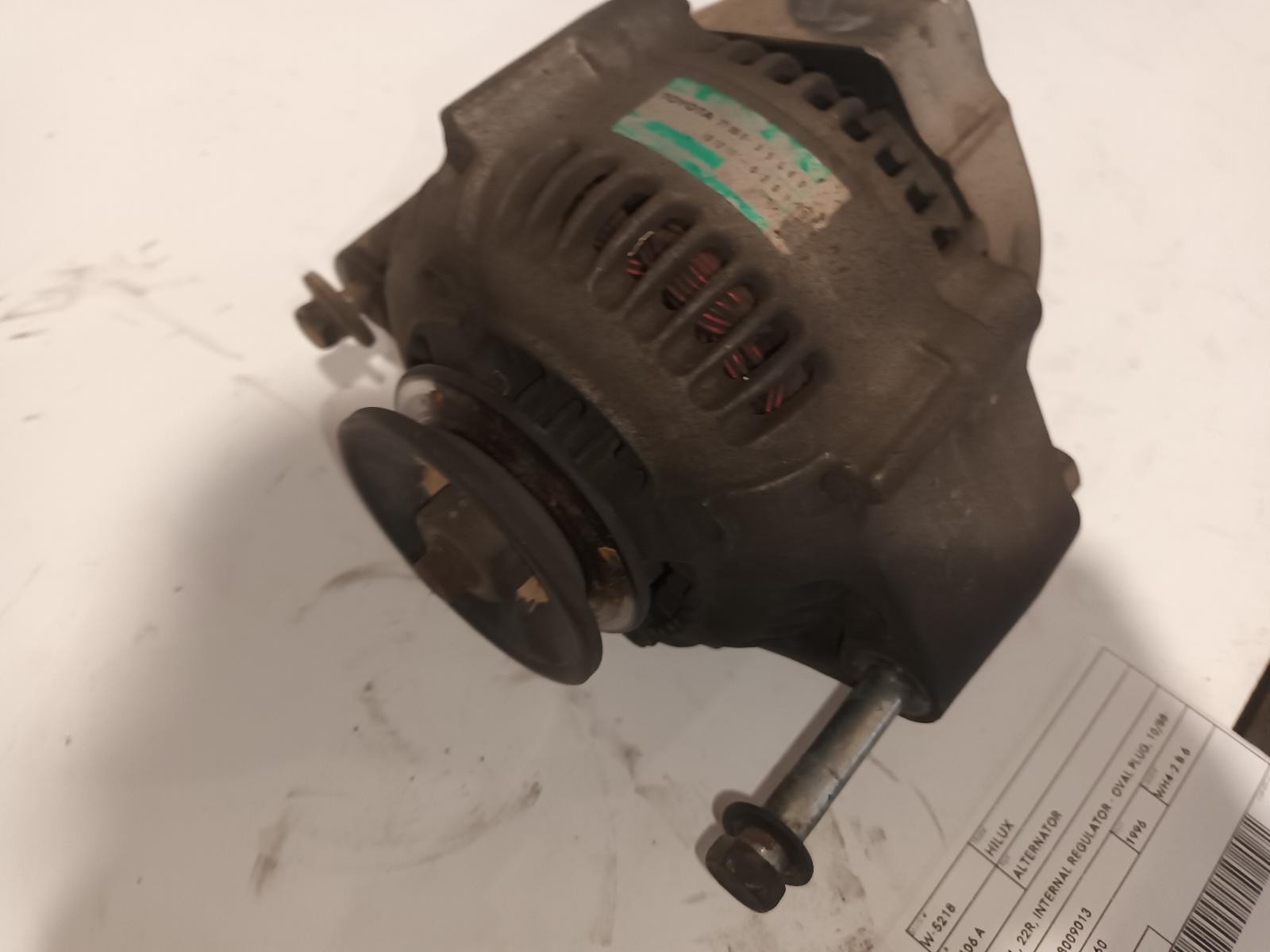 View Auto part Alternator Toyota Hilux 1996