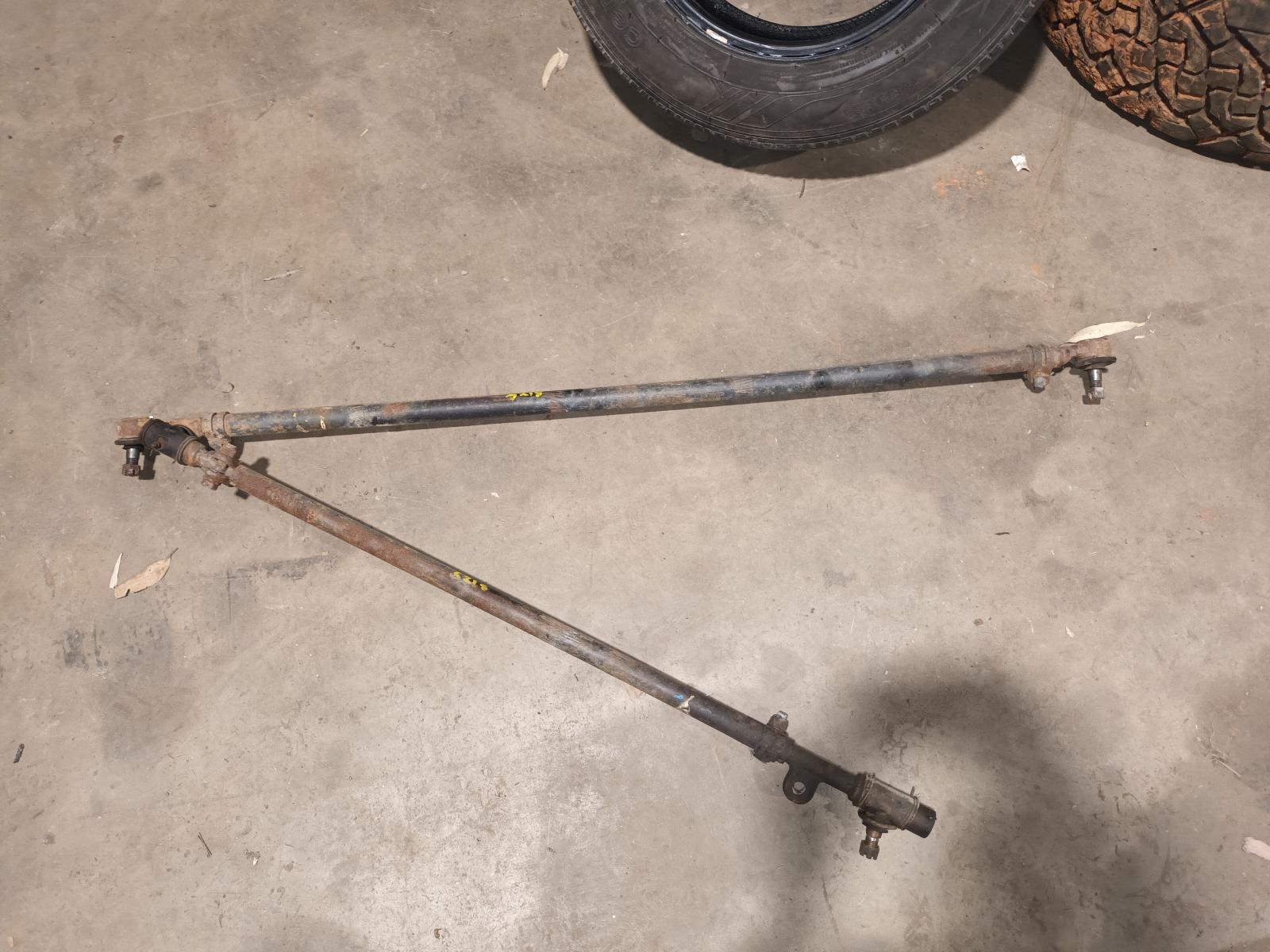 View Auto part Drag Link Toyota Hilux 1996
