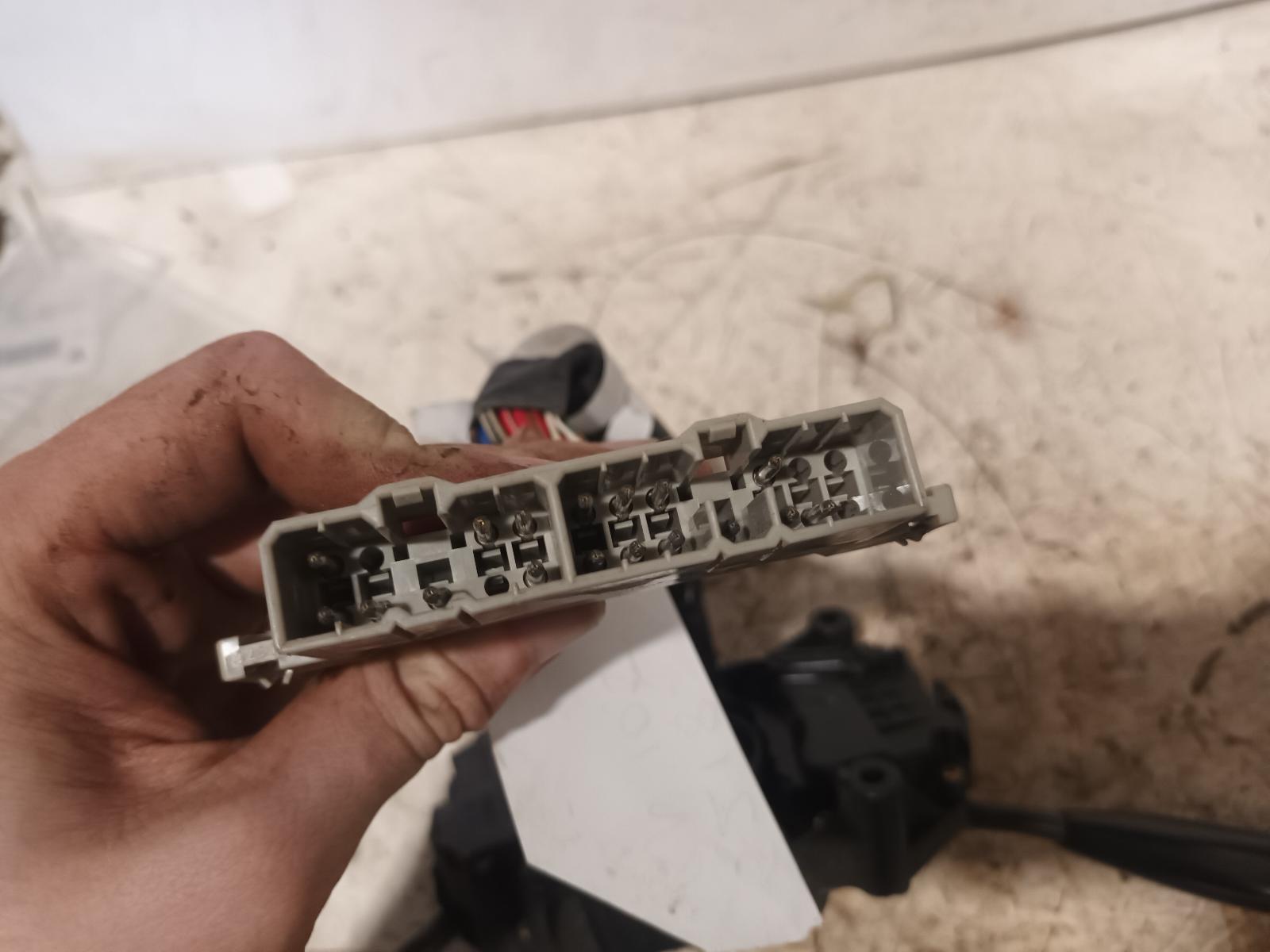 View Auto part Combination Switch Toyota Hilux 1996