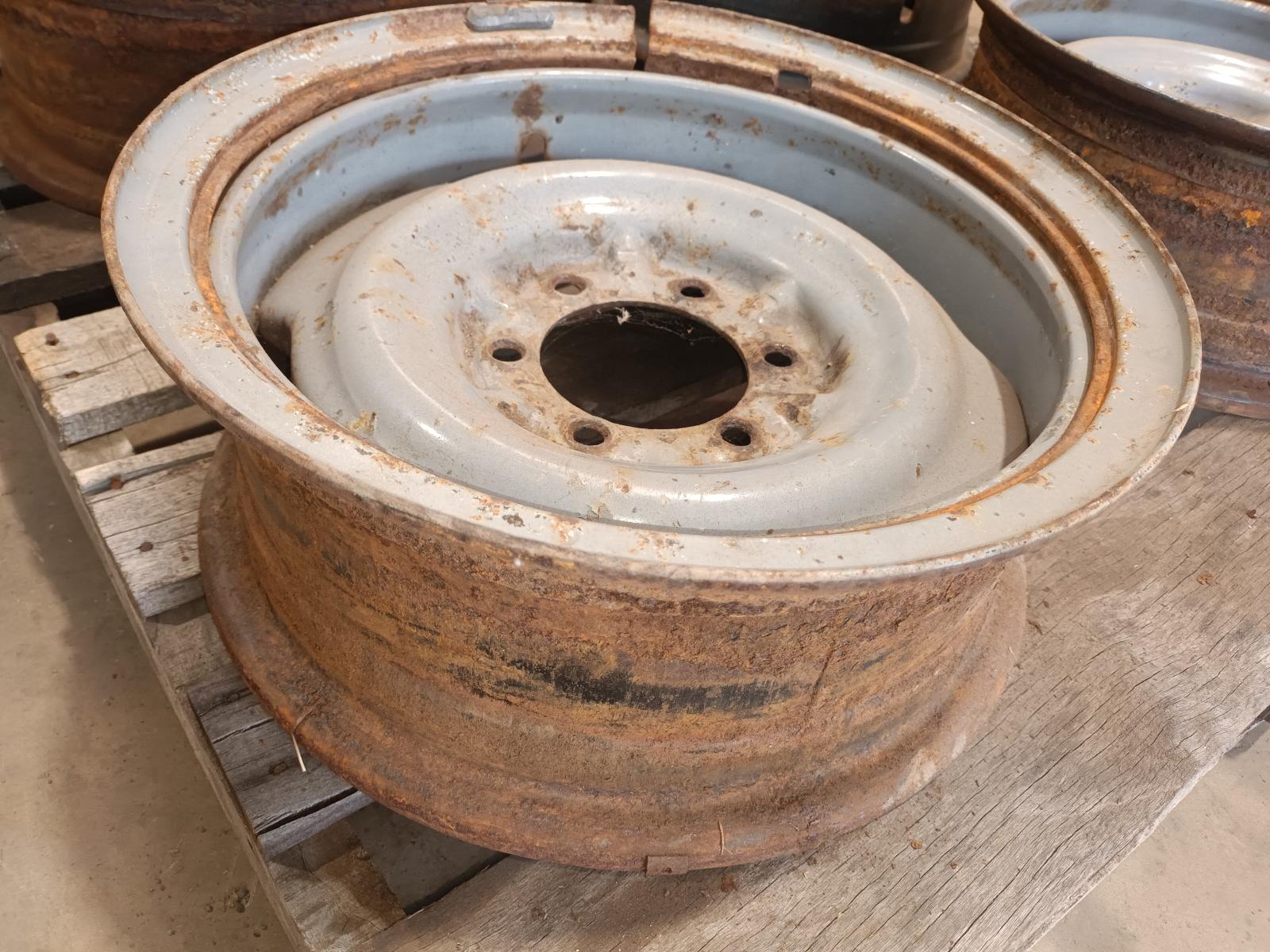 View Auto part Wheel Standard/Steel Toyota Hilux 1996