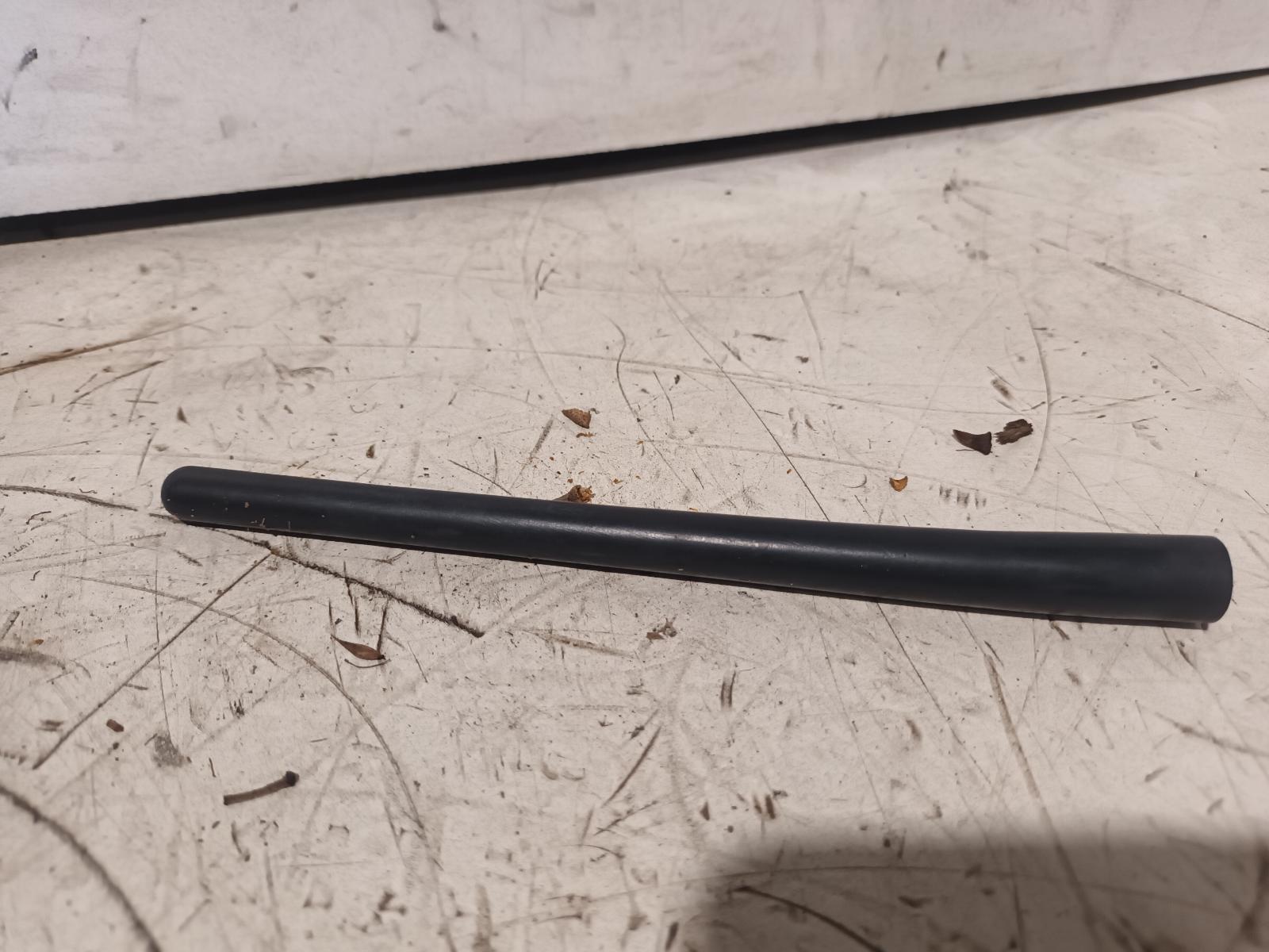 View Auto part Antenna Toyota Hilux 2014