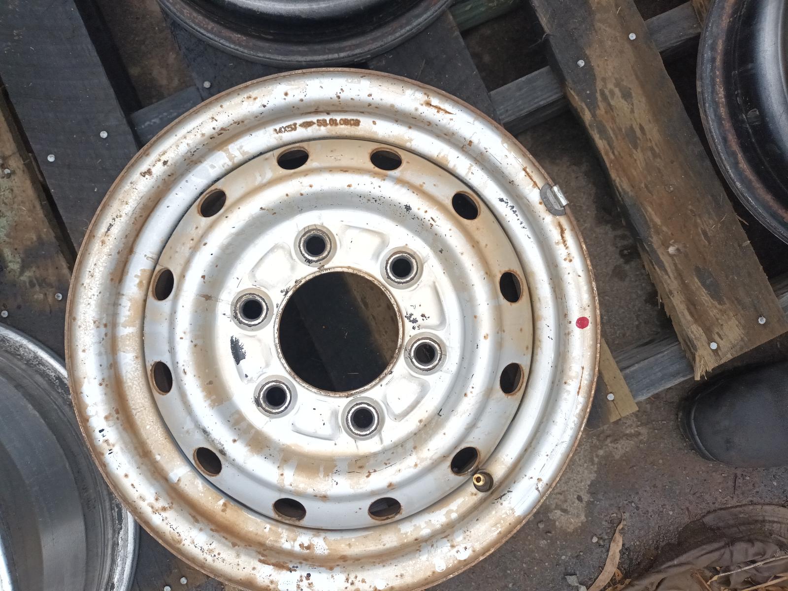 View Auto part Wheel Standard/Steel Ford Courier 2001