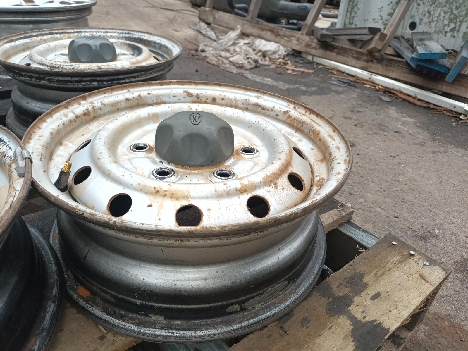 View Auto part Wheel Standard/Steel Ford Courier 2001