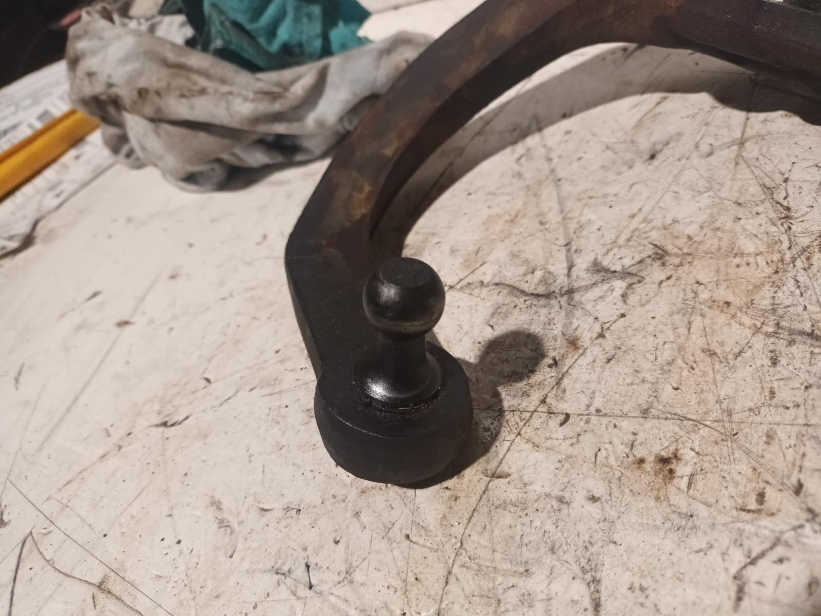 View Auto part Steering Knuckle Toyota Hilux 1996