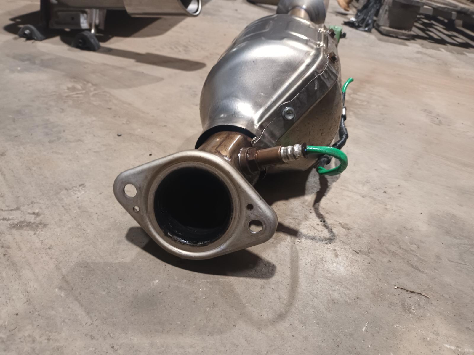View Auto part Exhaust System Mazda Cx30 2021
