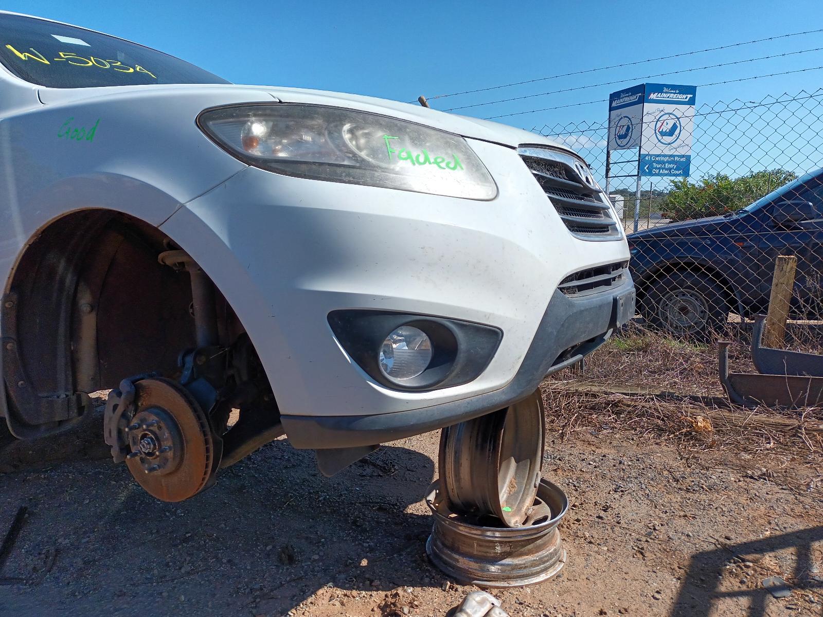 View Auto part Fuel Tank Hyundai Santa Fe 2010