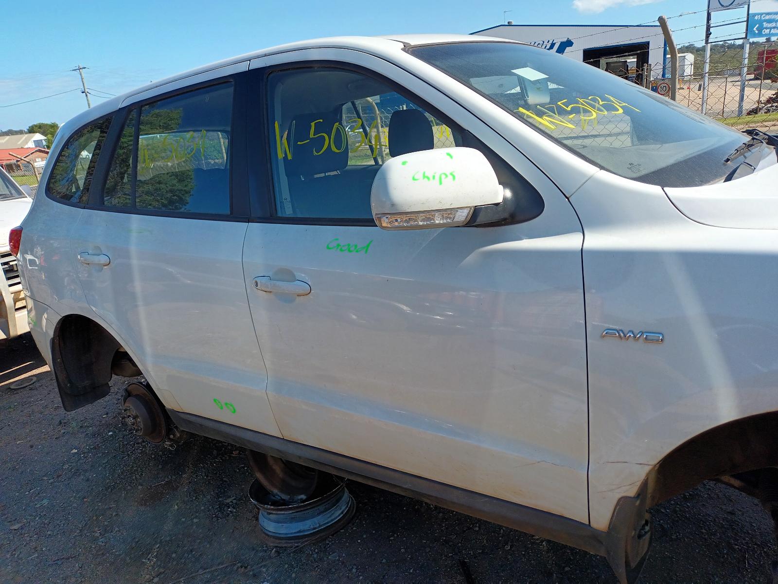 View Auto part Fuel Tank Hyundai Santa Fe 2010