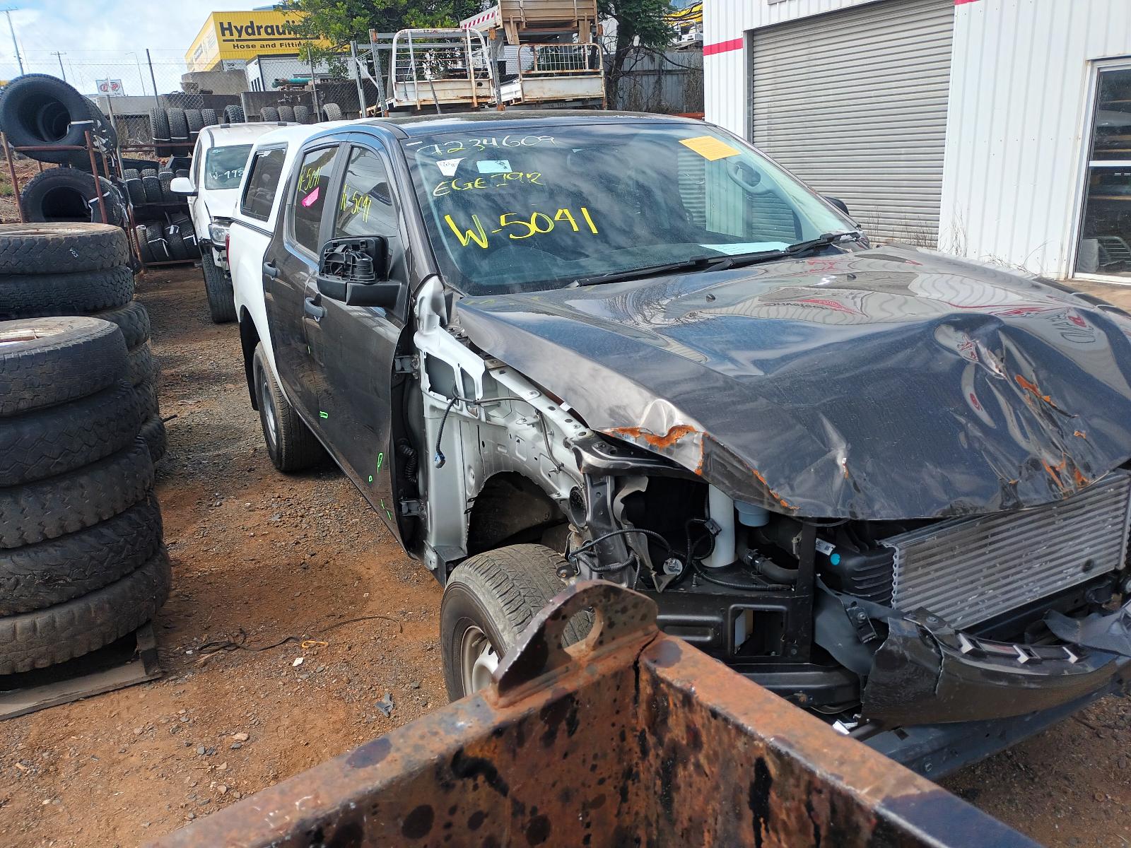 View Auto part Instrument Cluster Mazda Bt50 2020