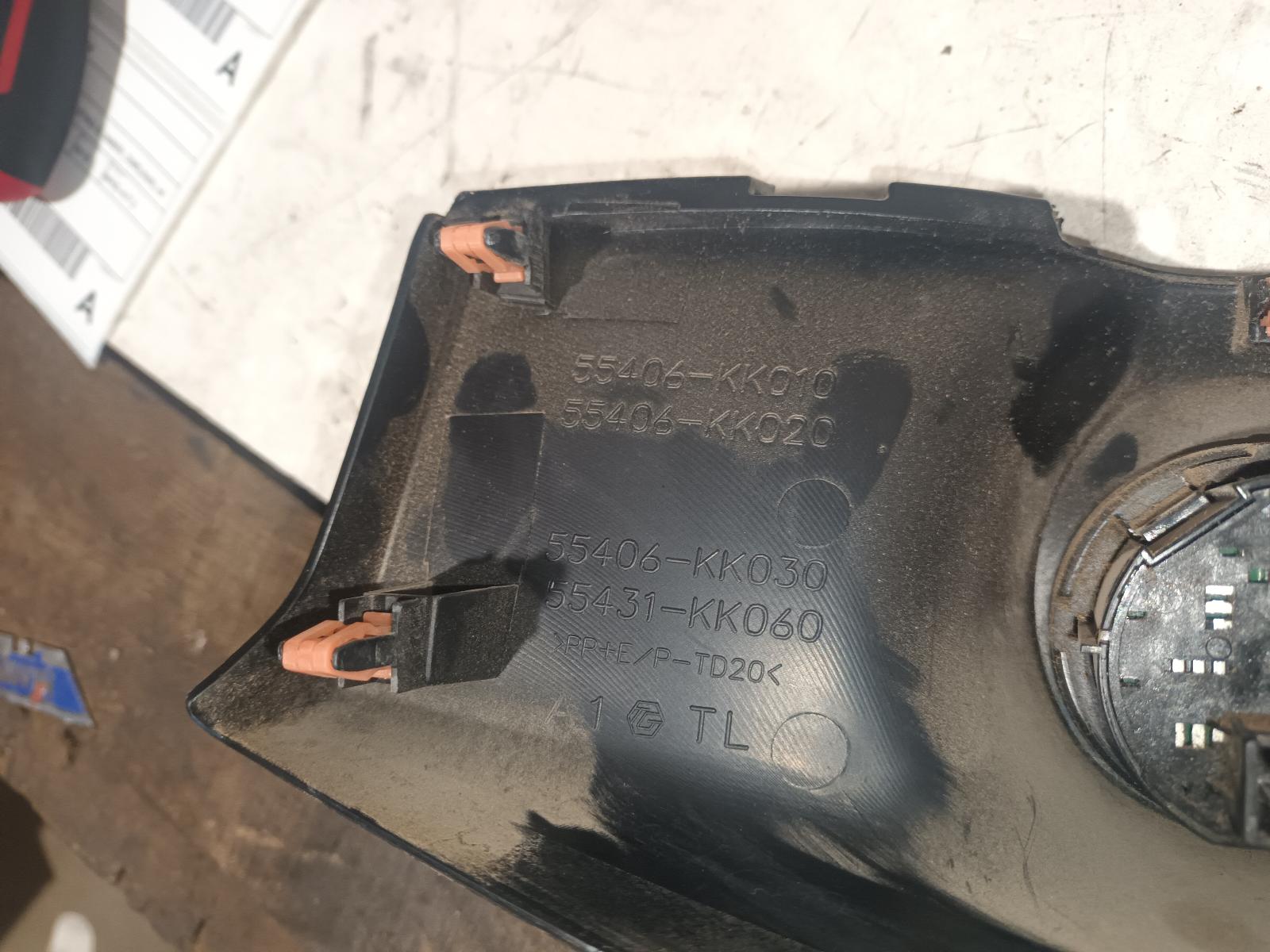 View Auto part Heater/Ac Controls Toyota Hilux 2018