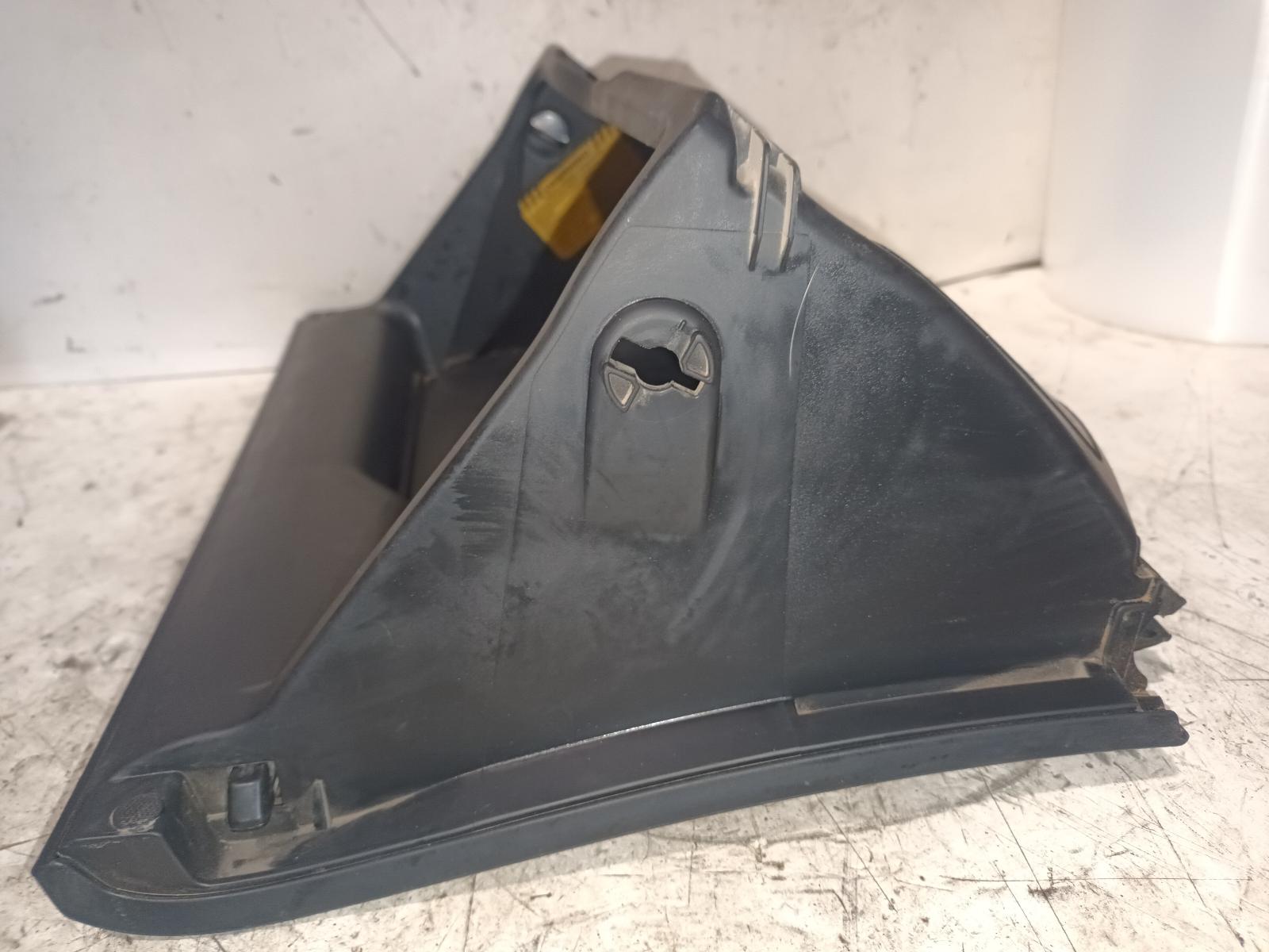View Auto part Glove Box Toyota Hilux 2018