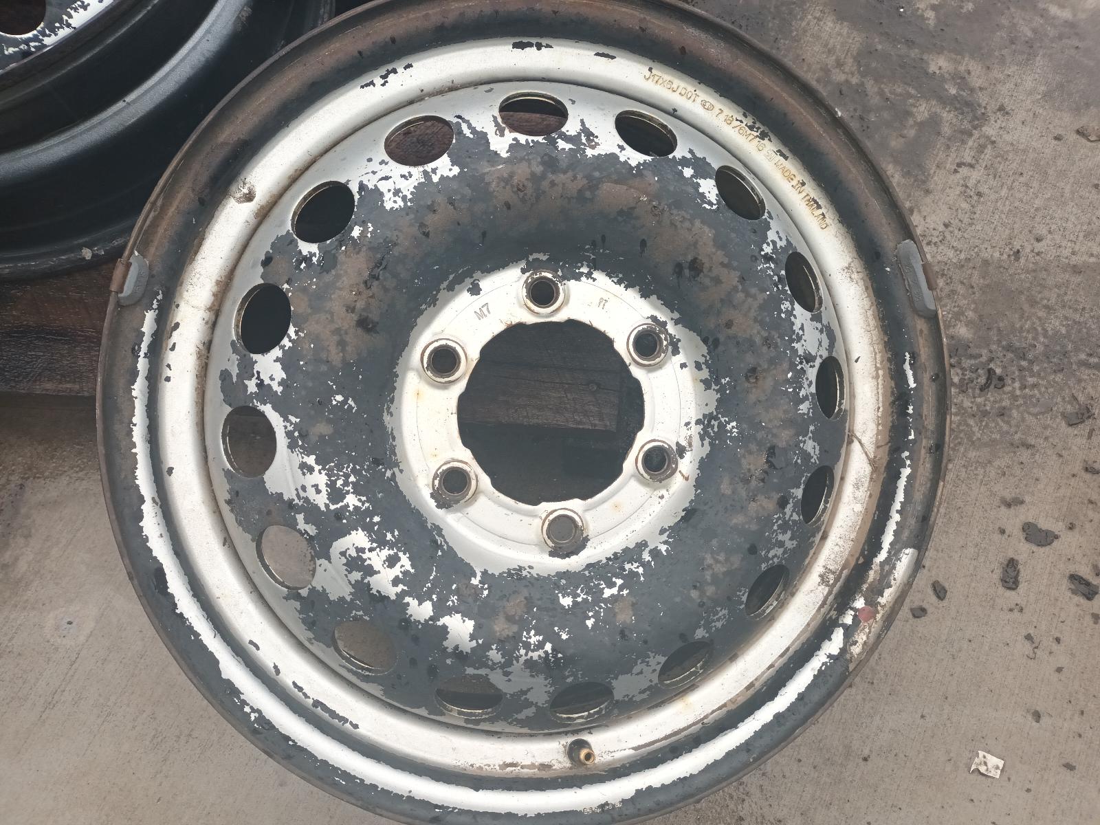 View Auto part Wheel Standard/Steel Toyota Hilux 2018