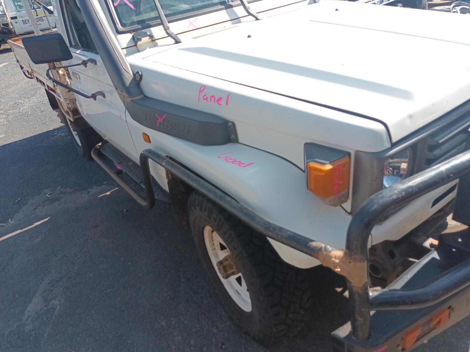 1993 Toyota Landcruiser Gear Stick/Shifter View Auto part Gear Stick/Shifter Toyota Landcruiser 1993