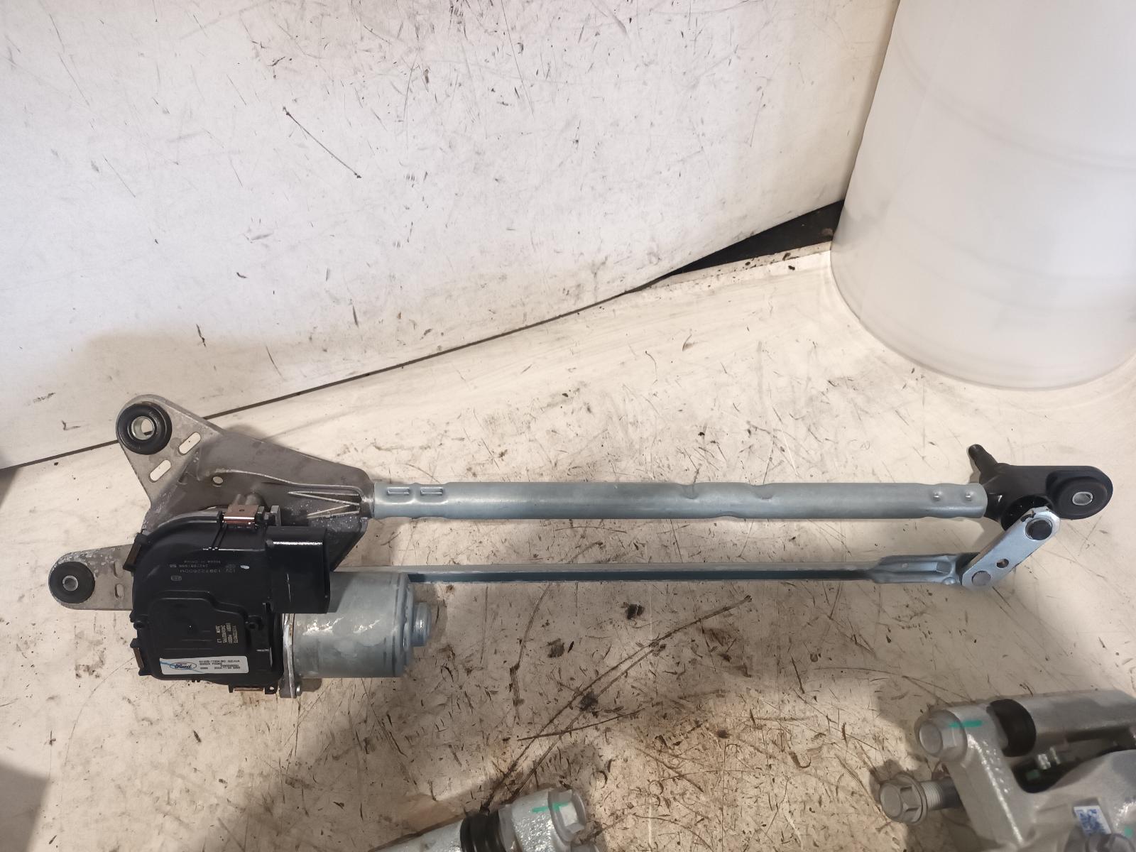2025 Ford Everest Wiper Motor View Auto part Wiper Motor Ford Everest 2025