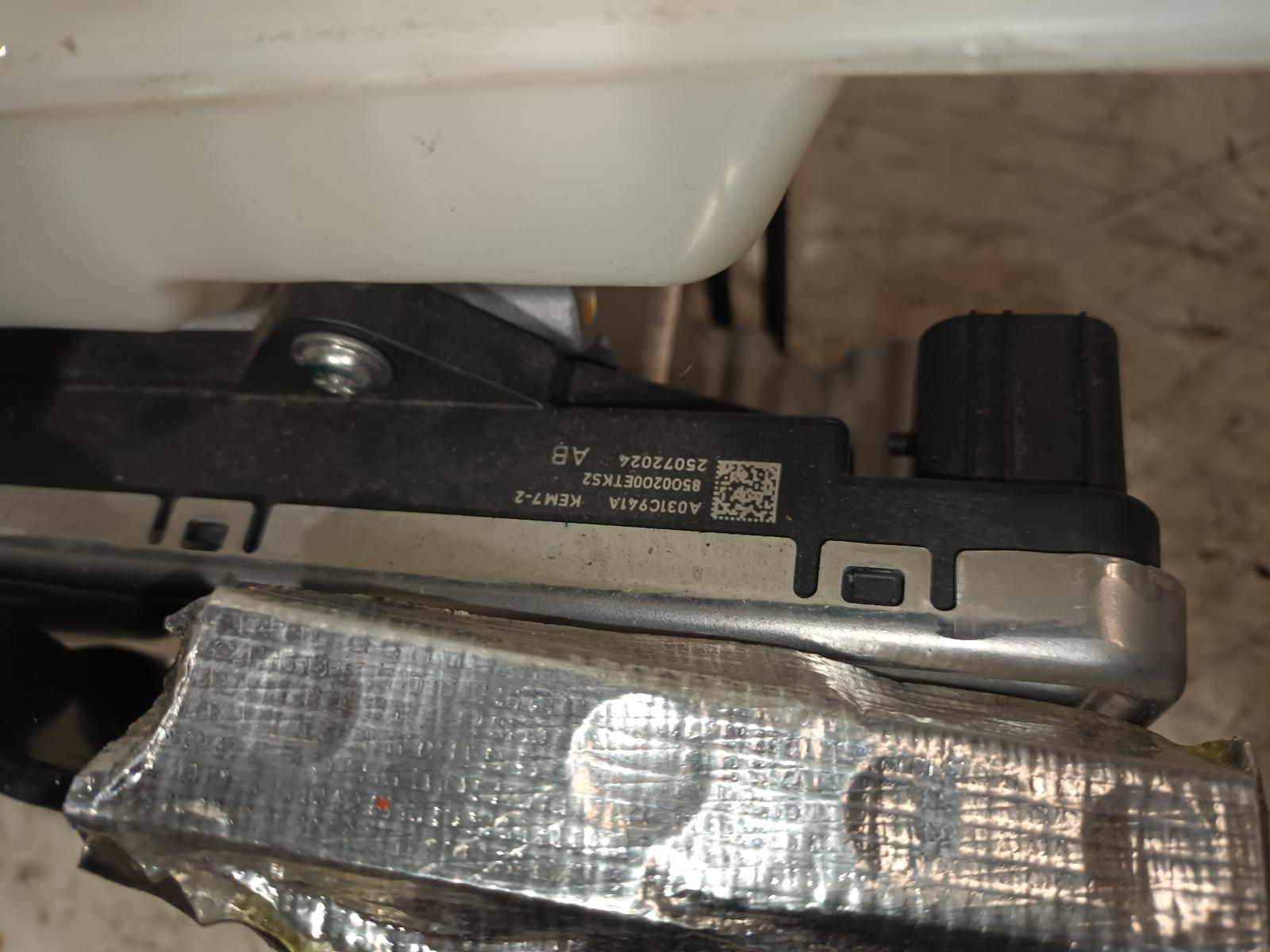 2025 Ford Everest Abs Pump/Modulator View Auto part Abs Pump/Modulator Ford Everest 2025