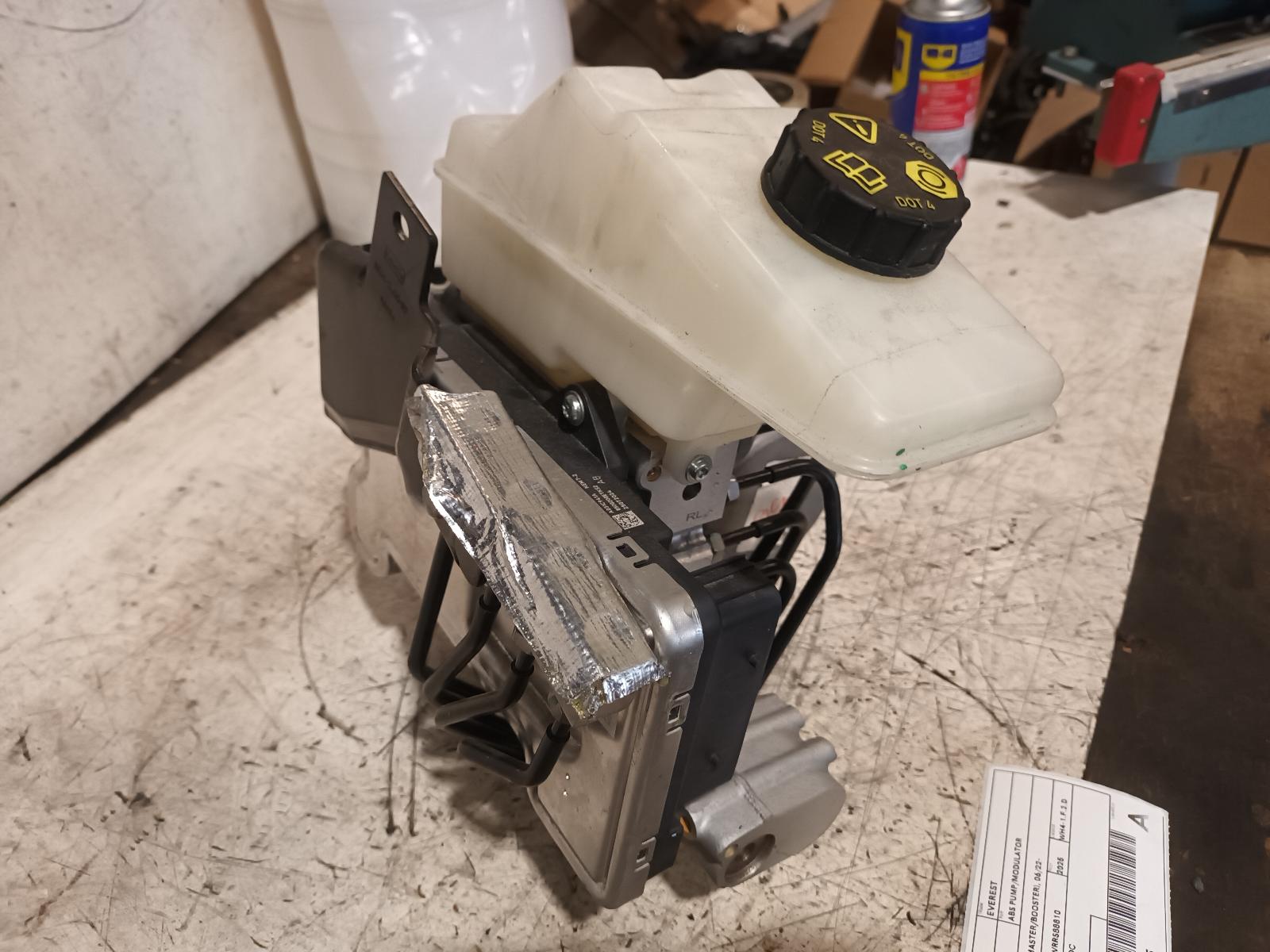 2025 Ford Everest Abs Pump/Modulator View Auto part Abs Pump/Modulator Ford Everest 2025