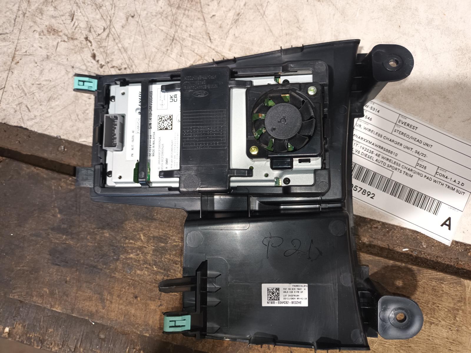 2025 Ford Everest Radio/Cd/Dvd/Sat/Tv View Auto part Radio/Cd/Dvd/Sat/Tv Ford Everest 2025