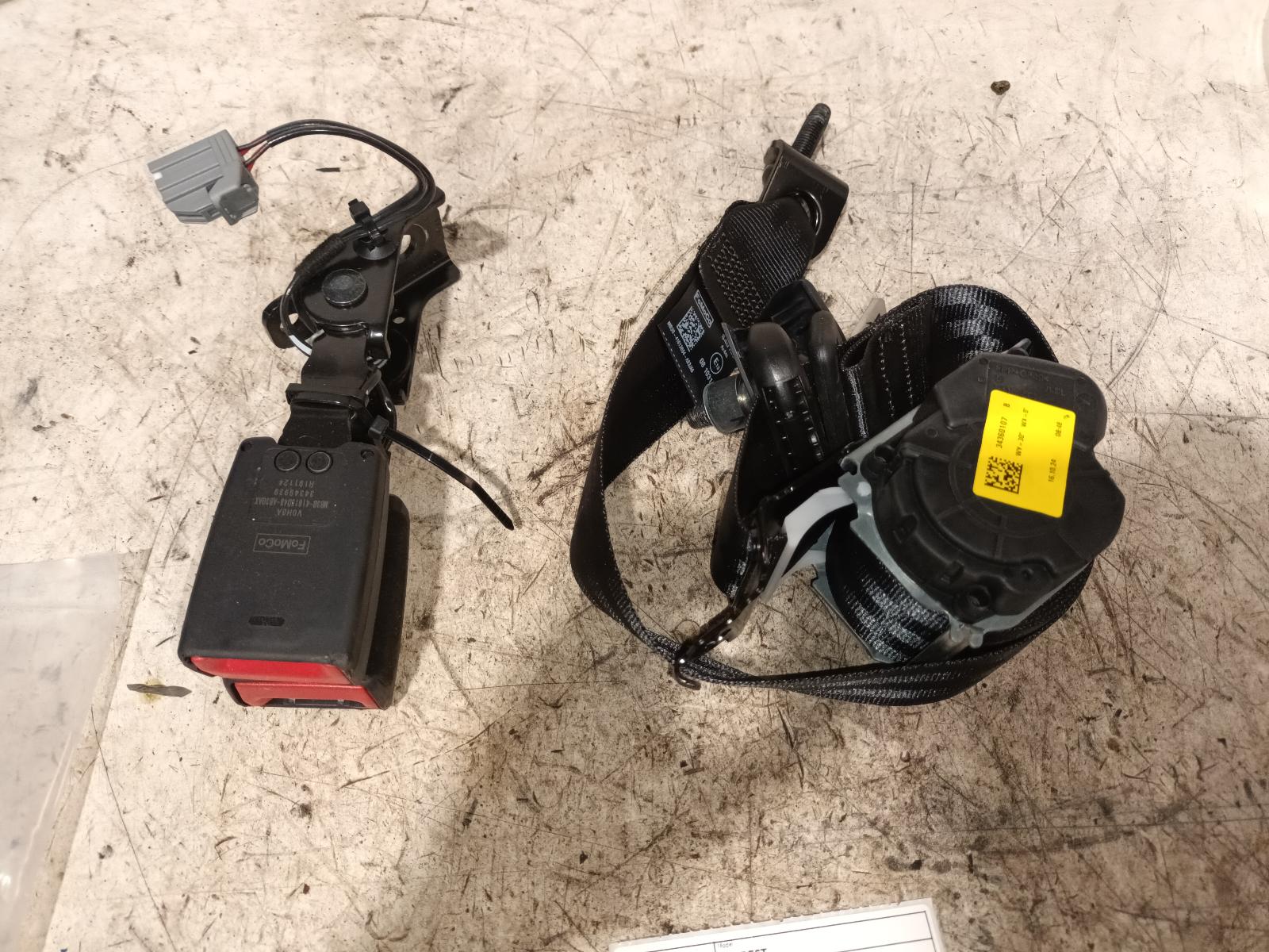 2025 Ford Everest Seatbelt/Stalk View Auto part Seatbelt/Stalk Ford Everest 2025
