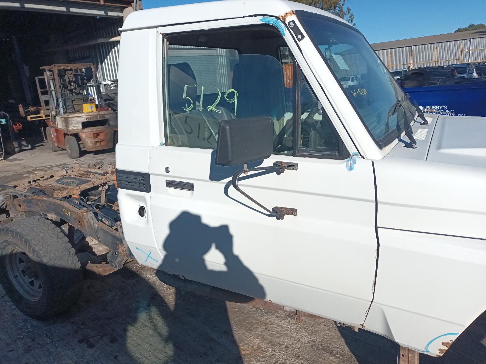 2004 Toyota Landcruiser Gear Stick/Shifter View Auto part Gear Stick/Shifter Toyota Landcruiser 2004