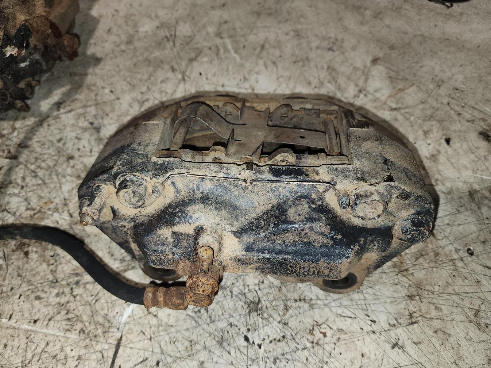 2000 Toyota Landcruiser Caliper View Auto part Caliper Toyota Landcruiser 2000