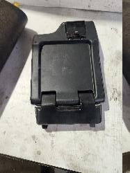 View Auto part Console Toyota Hilux 2024