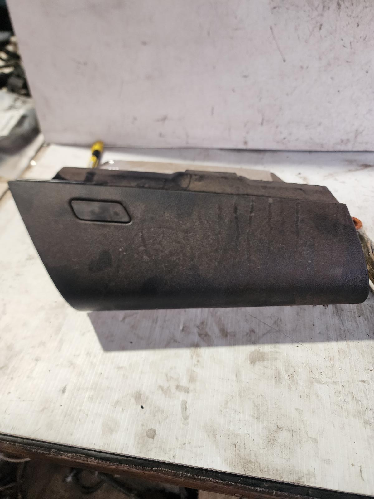 View Auto part Glove Box Toyota Hilux 2024