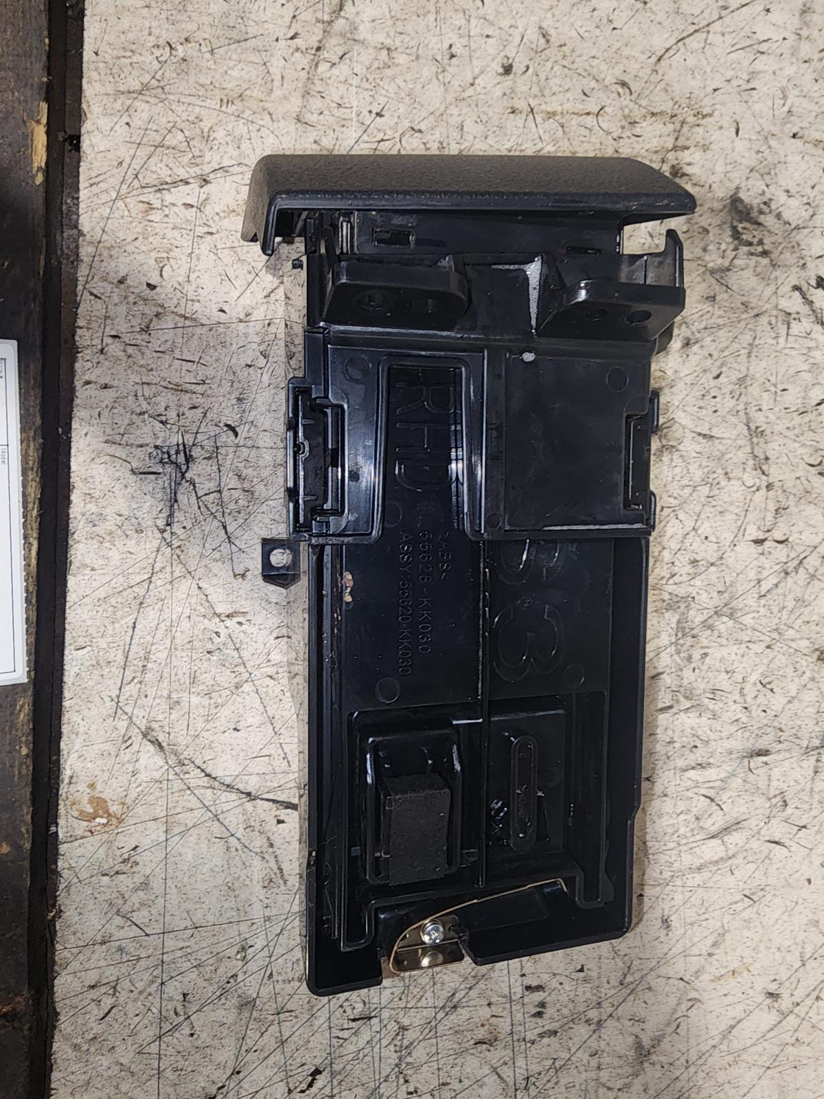 View Auto part Trim Panel Toyota Hilux 2024