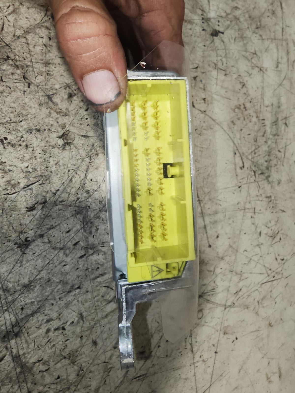 2024 Toyota Hilux Airbag Module/Sensor View Auto part Airbag Module/Sensor Toyota Hilux 2024