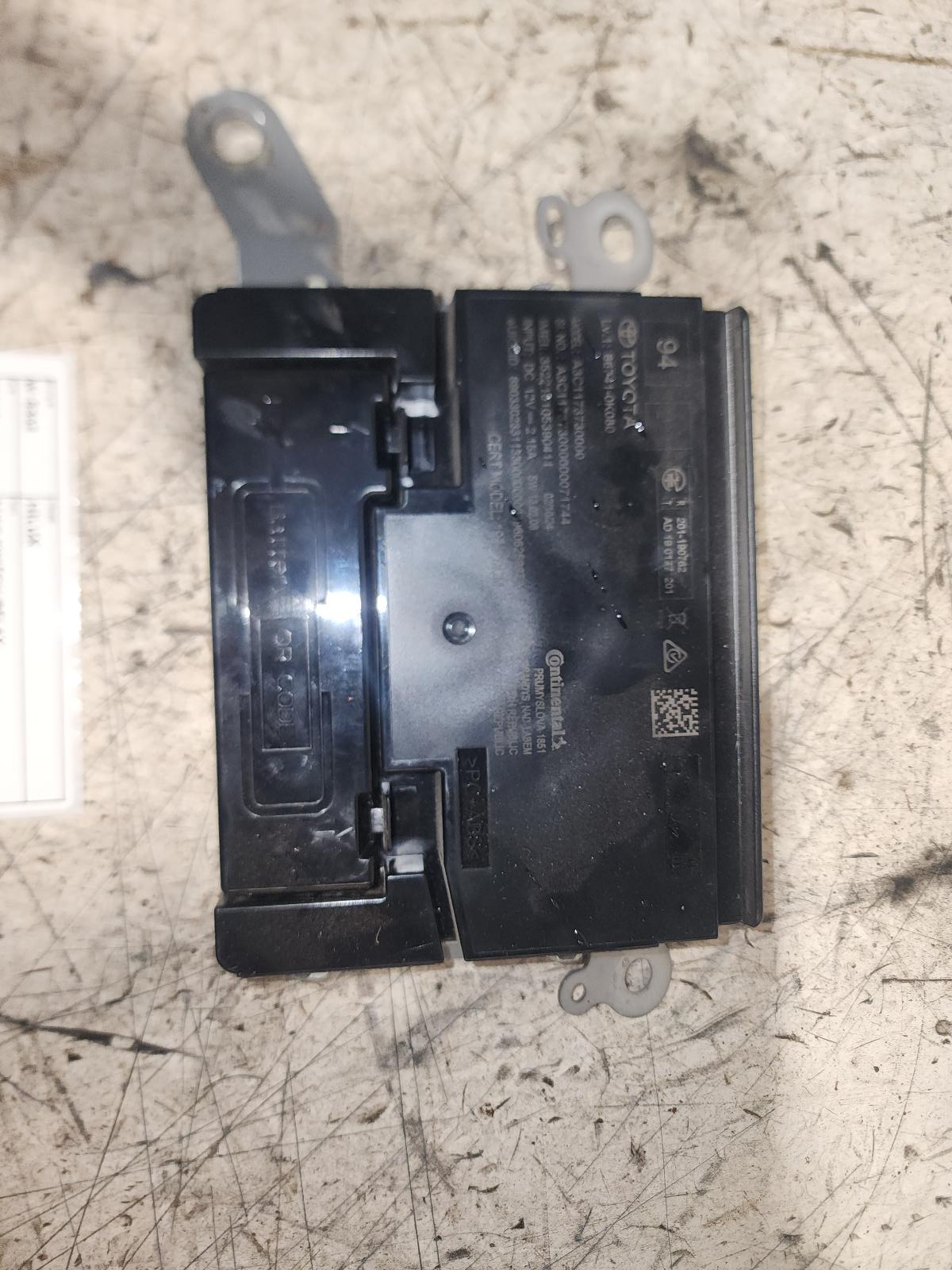 View Auto part Misc Switch/Relay Toyota Hilux 2024