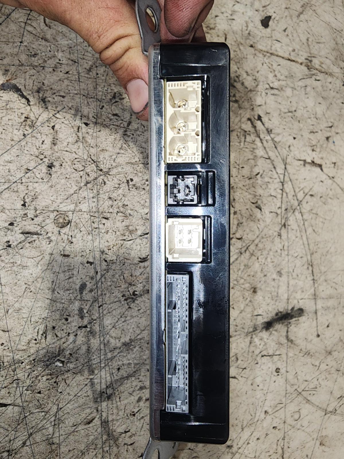 View Auto part Misc Switch/Relay Toyota Hilux 2024