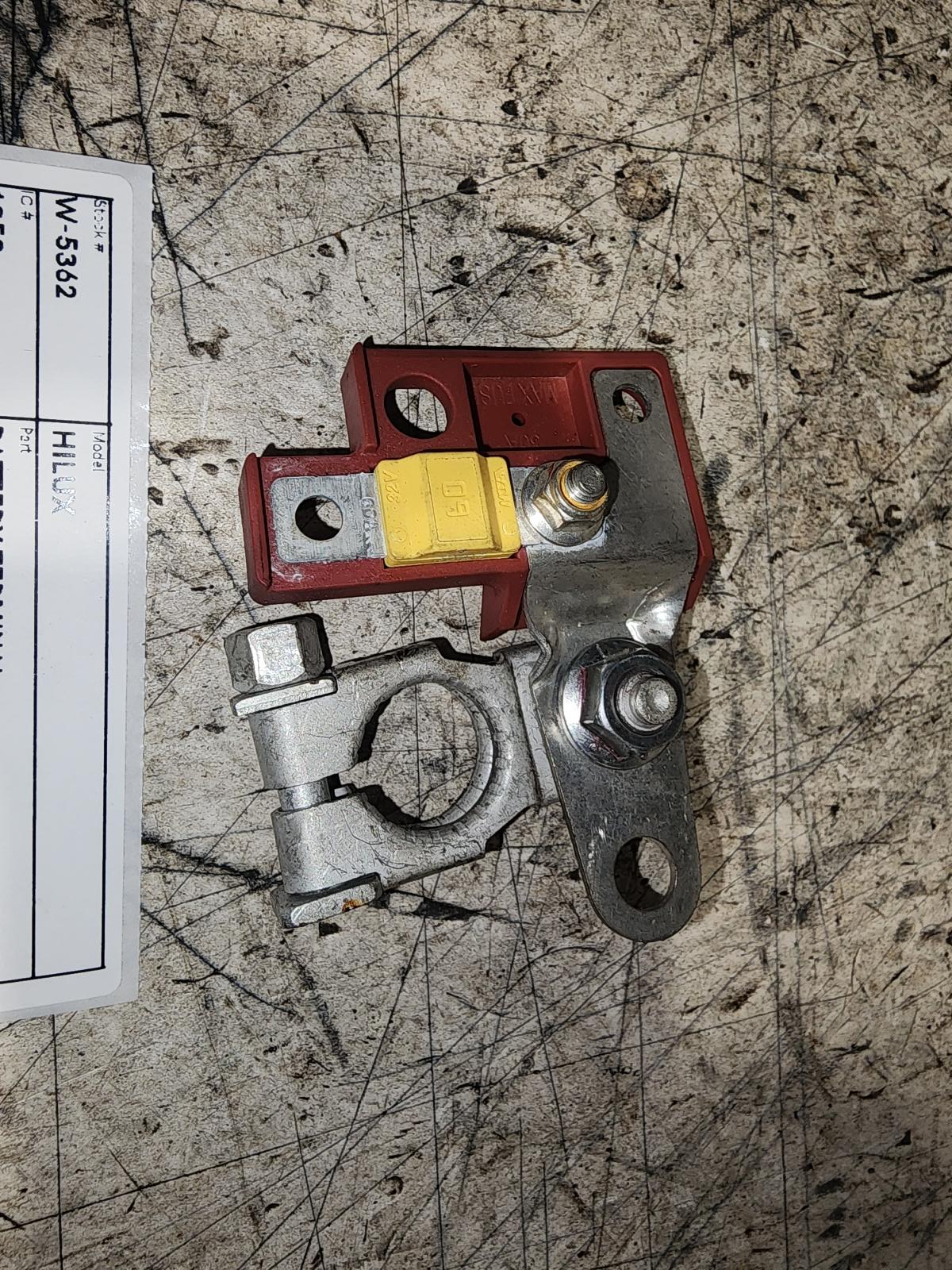 View Auto part Battery Terminal Toyota Hilux 2024