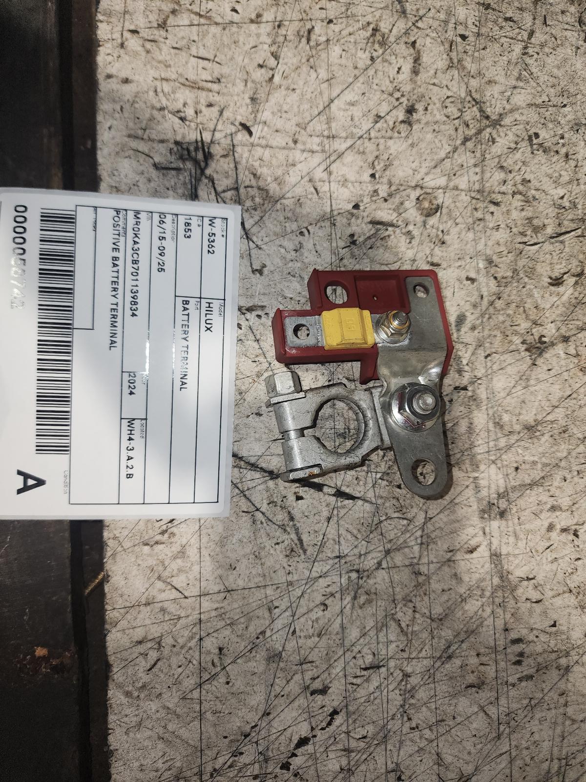 View Auto part Battery Terminal Toyota Hilux 2024