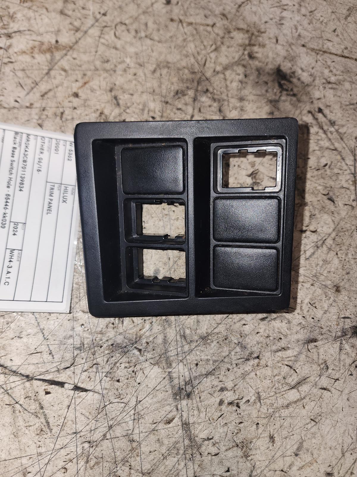 View Auto part Trim Panel Toyota Hilux 2024