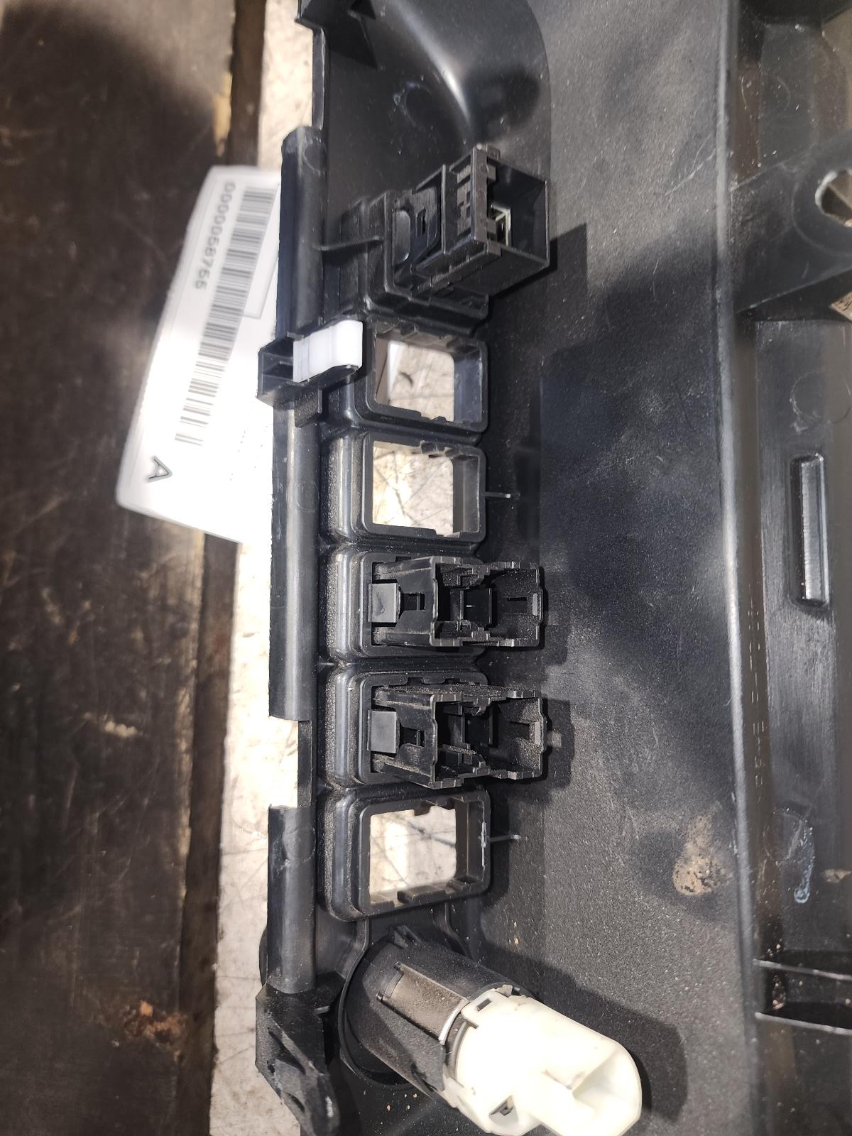 View Auto part Trim Panel Toyota Hilux 2024