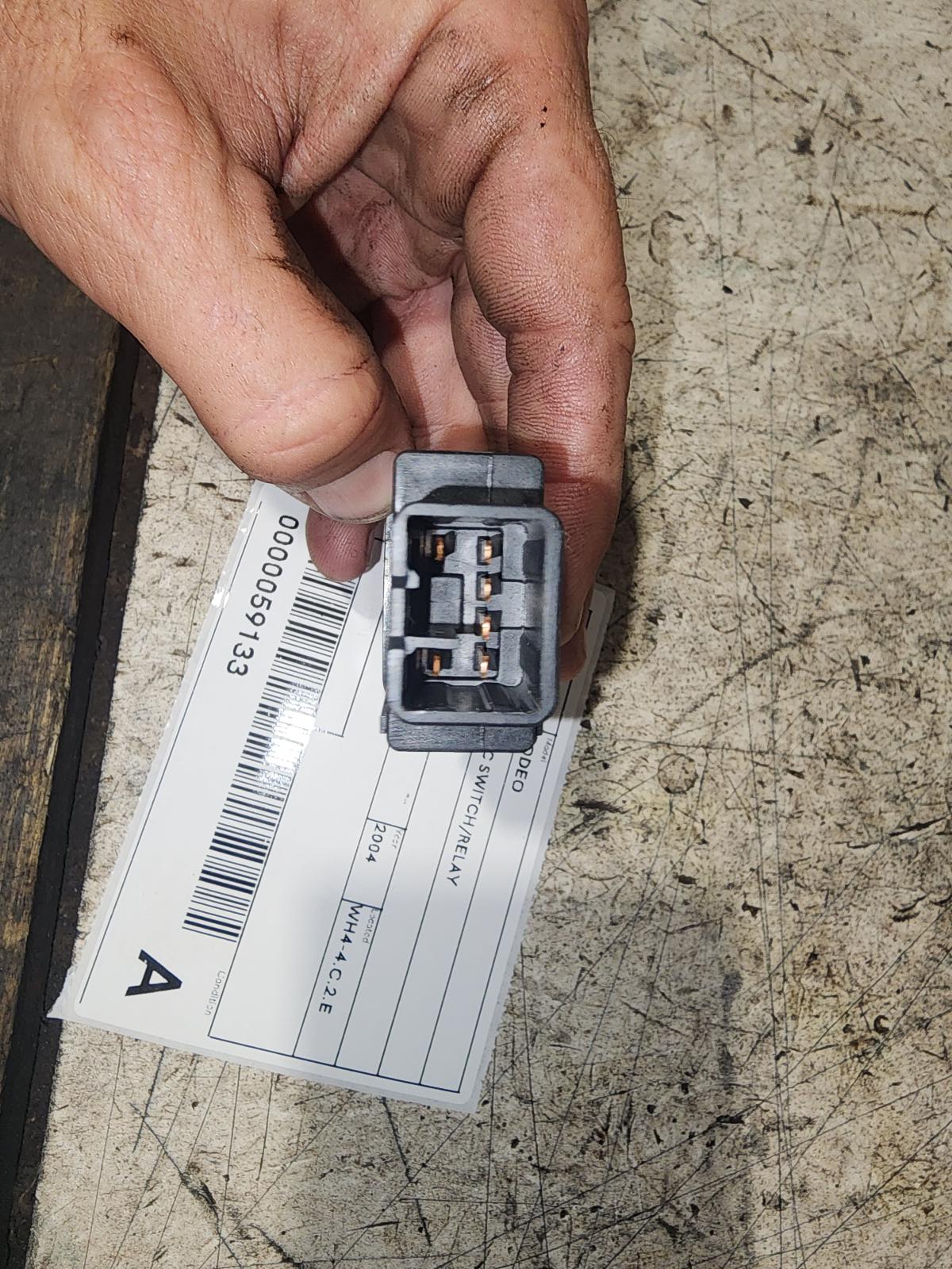 2004 Holden Rodeo Misc Switch/Relay View Auto part Misc Switch/Relay Holden Rodeo 2004