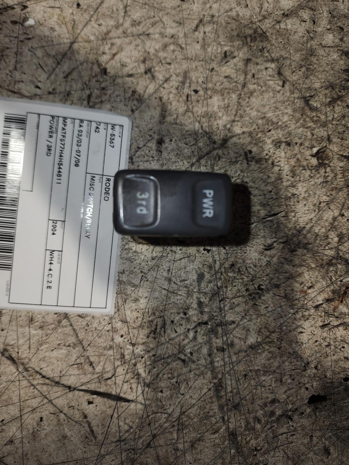 2004 Holden Rodeo Misc Switch/Relay View Auto part Misc Switch/Relay Holden Rodeo 2004