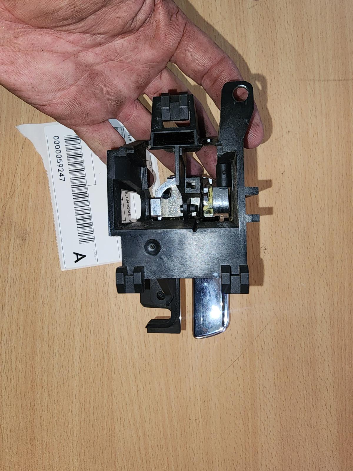 View Auto part Door Handle Nissan Navara 2010