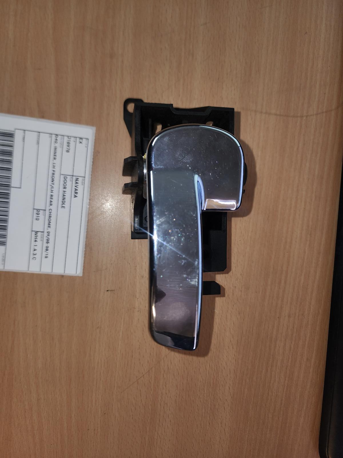 View Auto part Door Handle Nissan Navara 2010