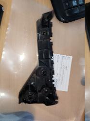 View Auto part F/Bar Reinforc/Brack Toyota Hilux 2023