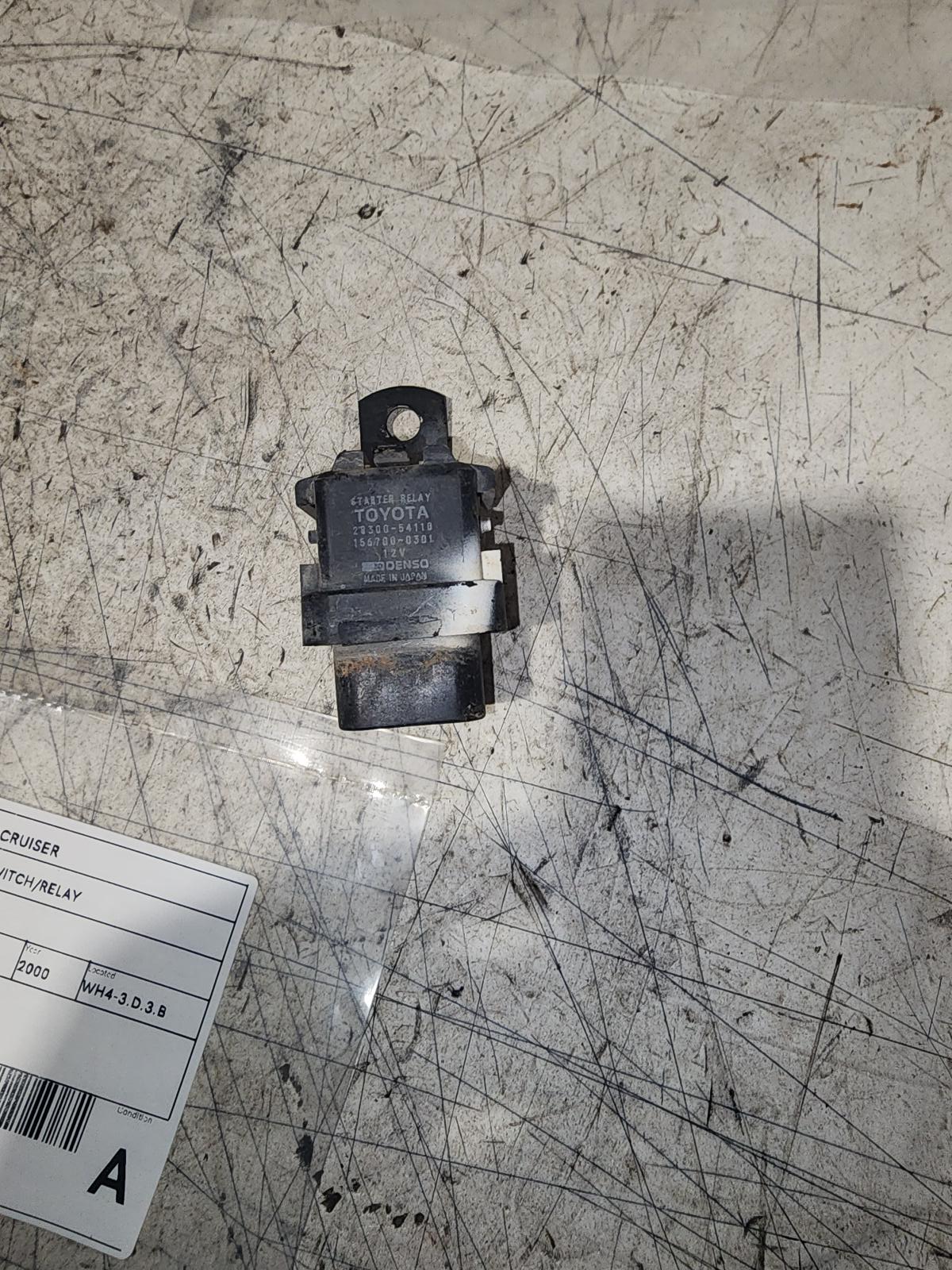 2000 Toyota Landcruiser Misc Switch/Relay View Auto part Misc Switch/Relay Toyota Landcruiser 2000