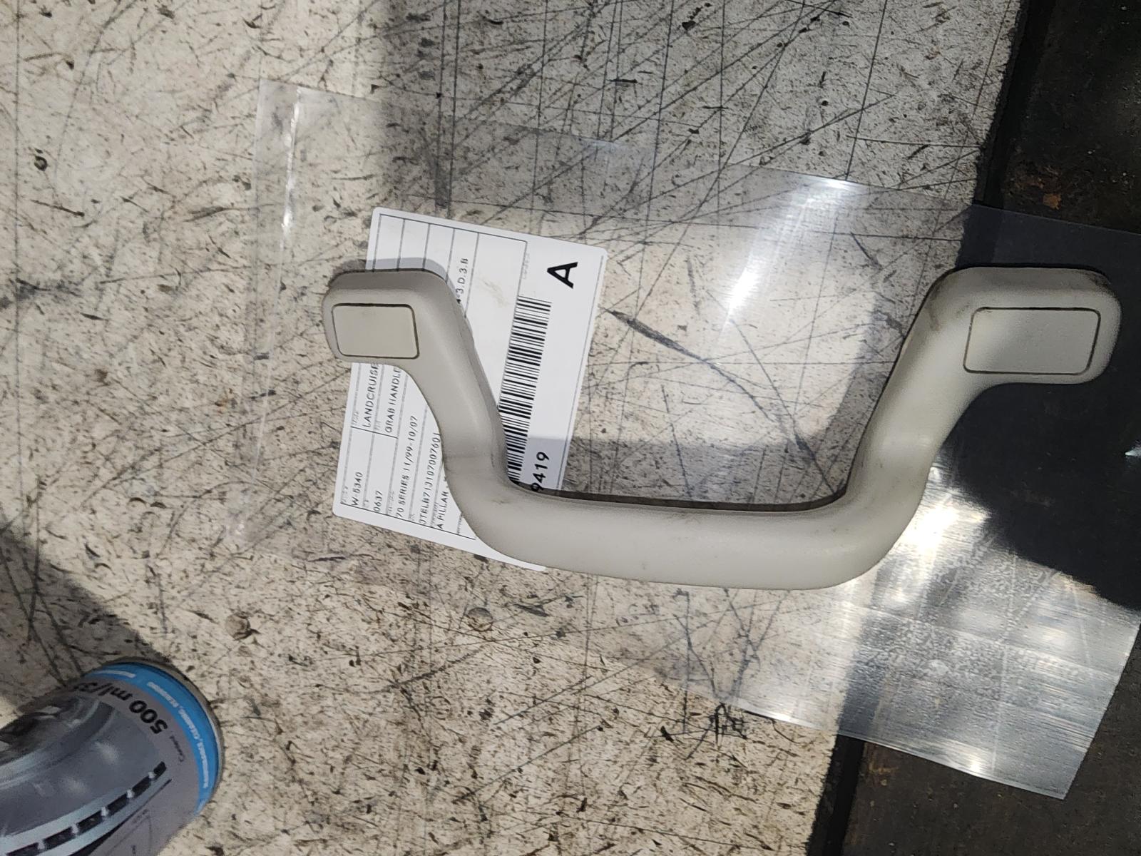 2000 Toyota Landcruiser Grab Handle View Auto part Grab Handle Toyota Landcruiser 2000