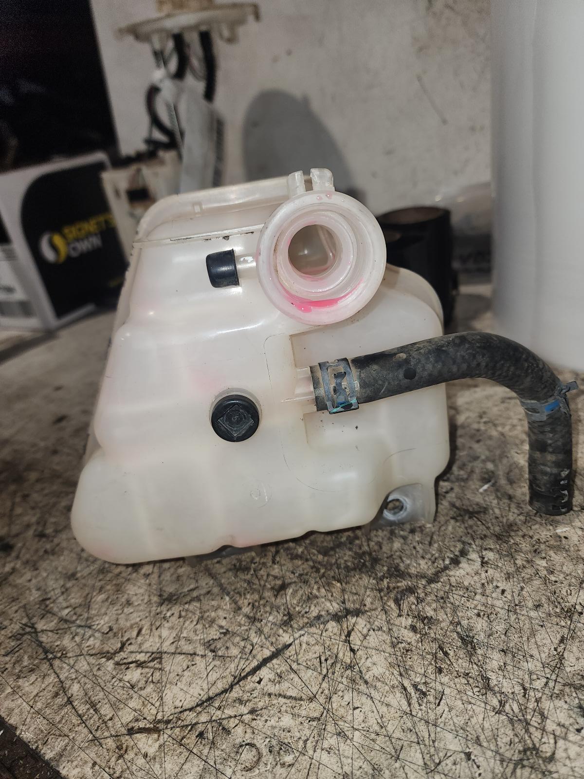 2019 Toyota Hilux Overflow Bottle View Auto part Overflow Bottle Toyota Hilux 2019