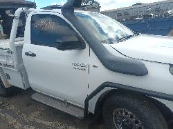 View Auto part Sunvisor Toyota Hilux 2018