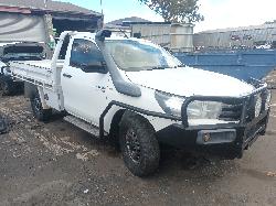 View Auto part Sunvisor Toyota Hilux 2018