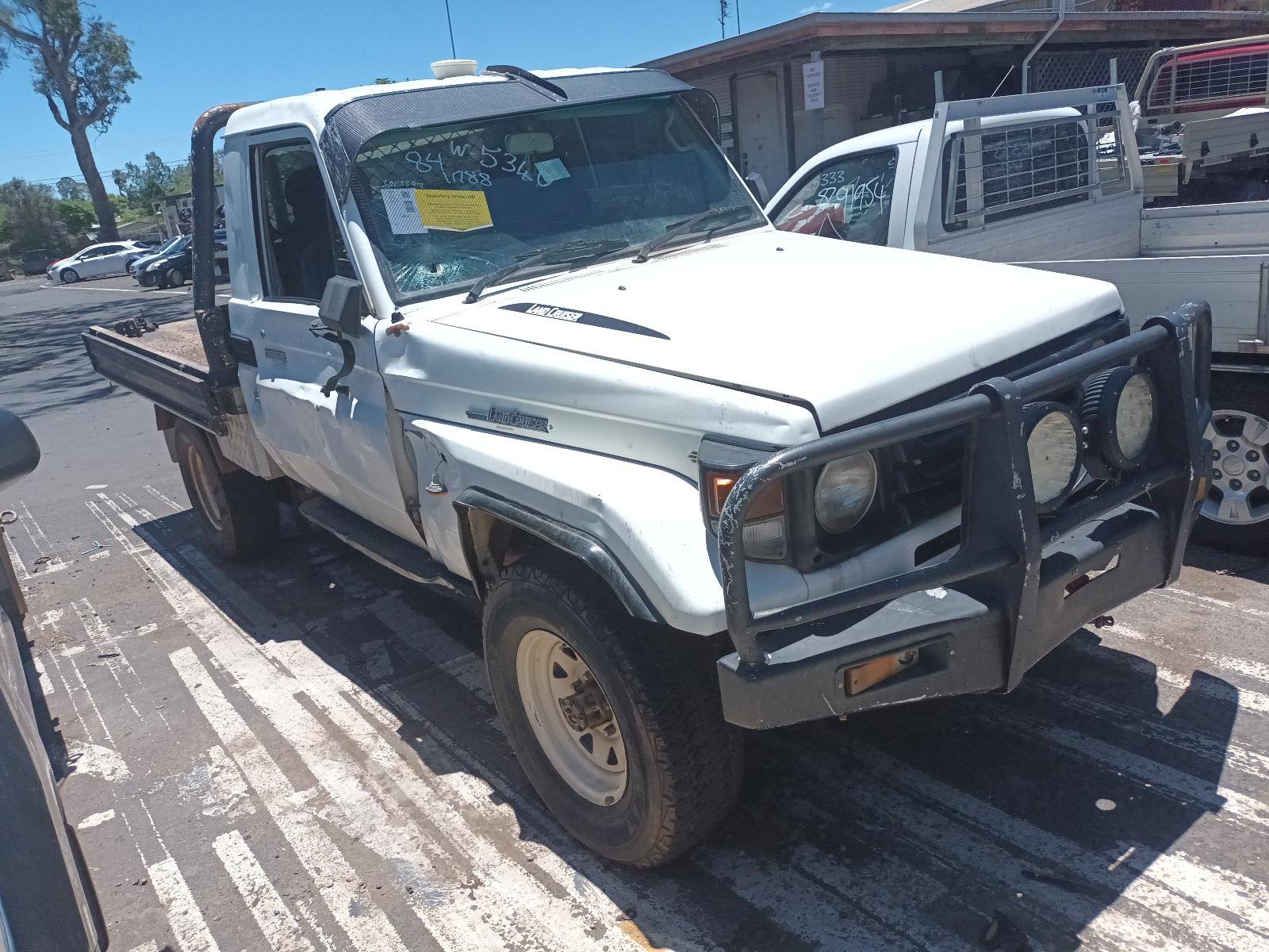 2000 Toyota Landcruiser Gear Stick/Shifter View Auto part Gear Stick/Shifter Toyota Landcruiser 2000