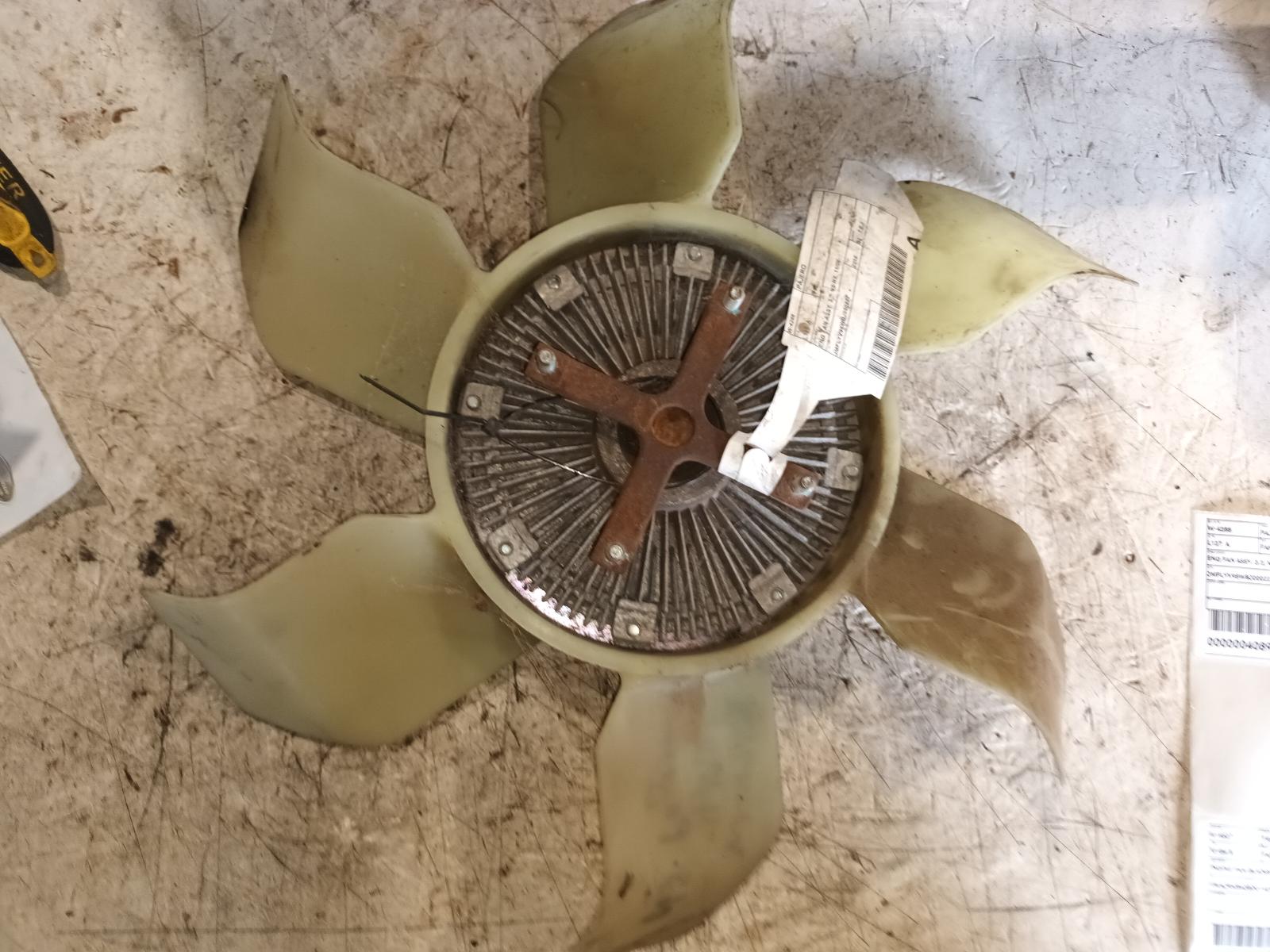 2010 Mitsubishi Pajero Fan View Auto part Fan Mitsubishi Pajero 2010
